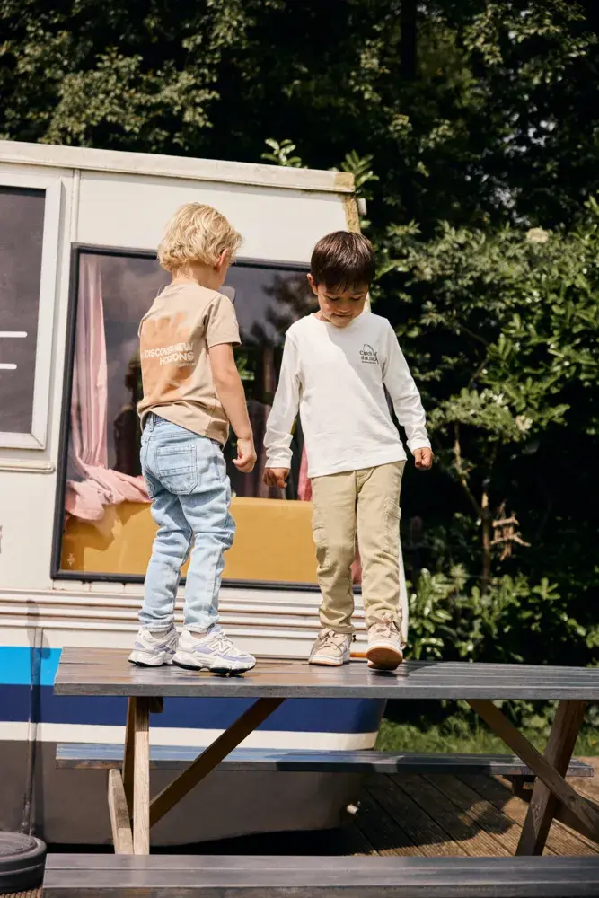 Daily7 Shirt Backprint Tuffet