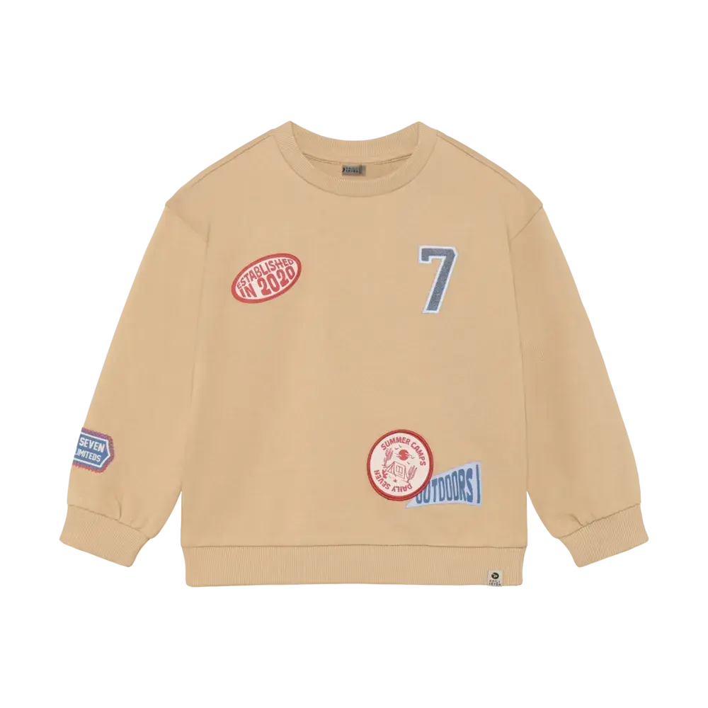 Daily7 Oversized Sweater Badges