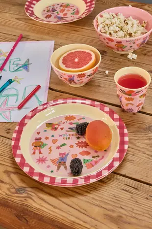 Rice Melamine Bord - Hero Roze Rice Melamine Bord - Hero Roze