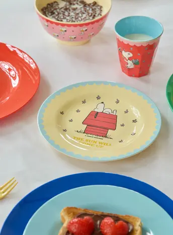 Rice Melamine Kinderbordje Cream Snoopy Print
