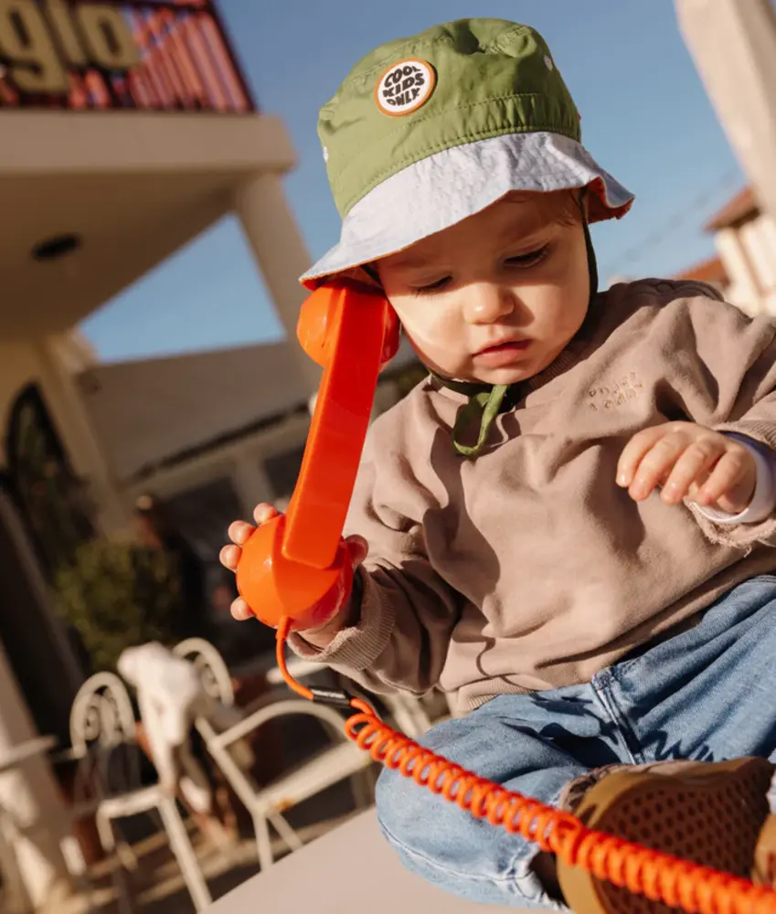 Hello Hossy Bucket Hat Mini Leaf