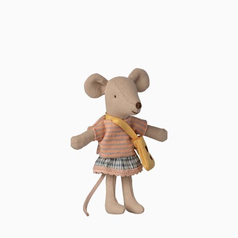 Maileg Little sister mouse with bag Maileg Little sister mouse with bag