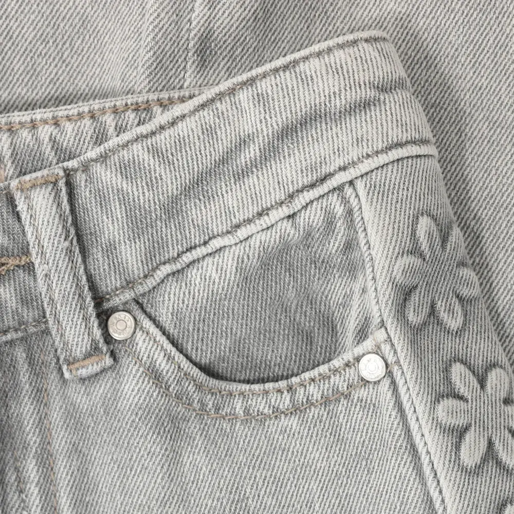 Daily7 Denim Wide Fit Embossing - Light Grey