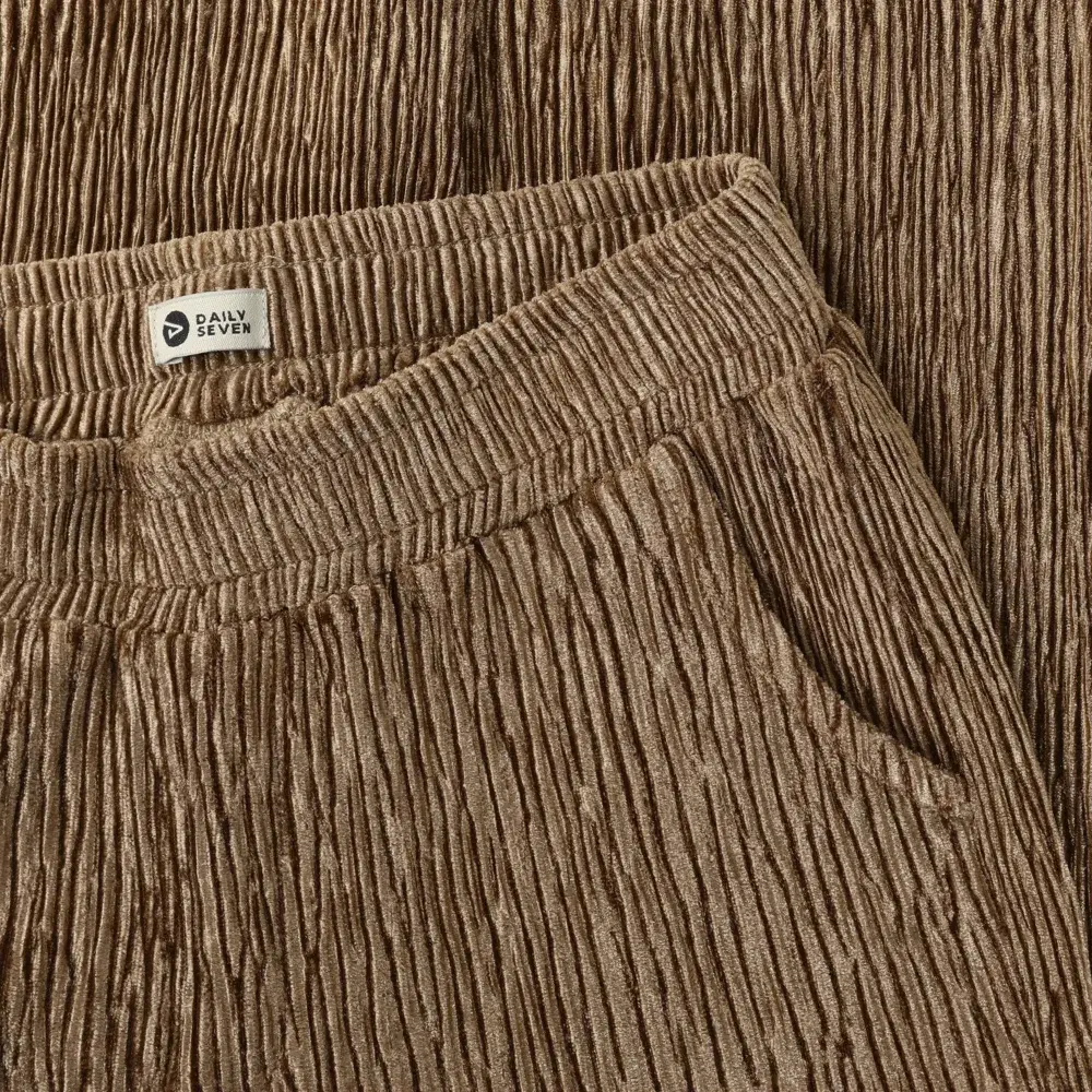 Daily7 Broek Wide Fit Velvet