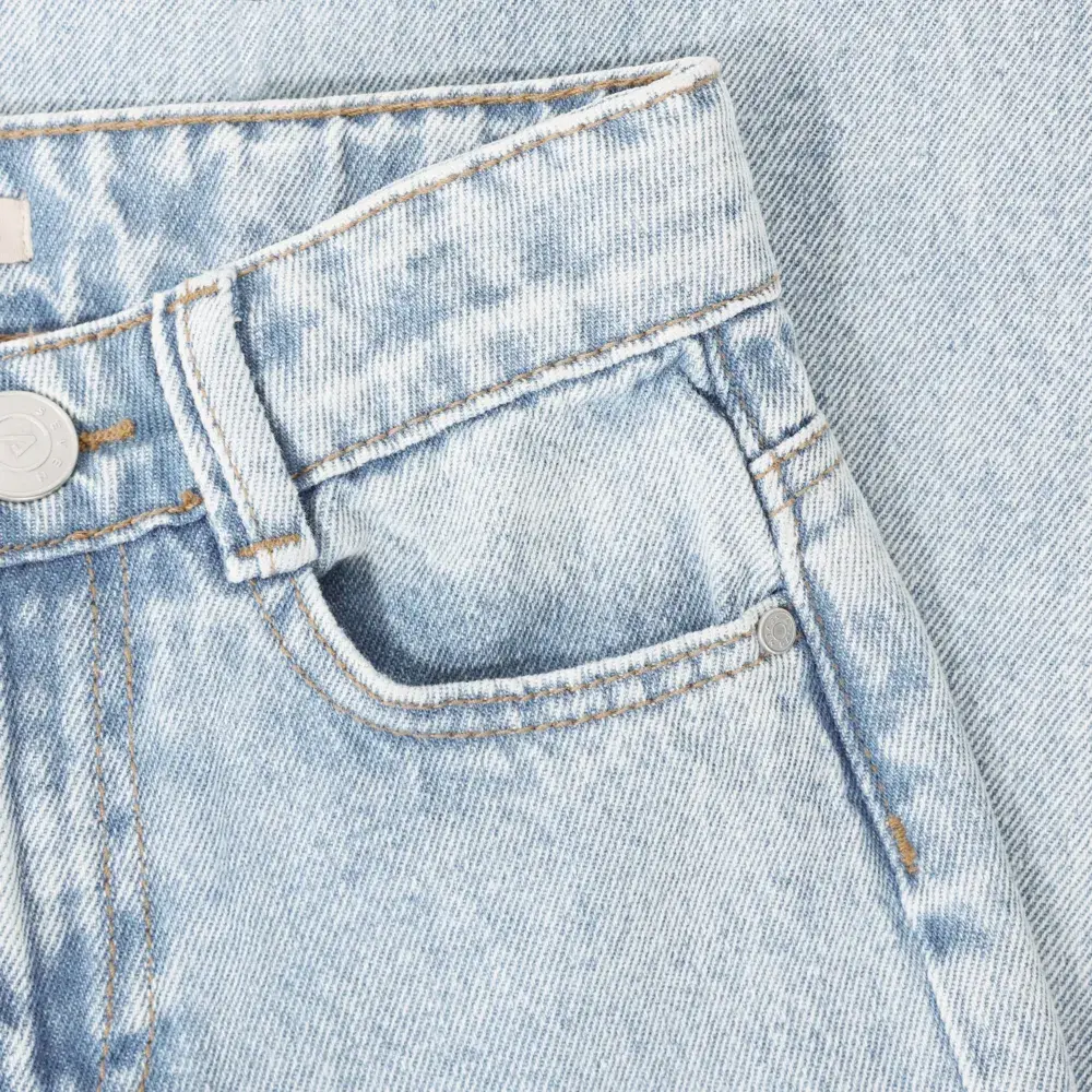 Daily7 Denim Wide Fit Jeans Light Blue Daily7 Denim Wide Fit Jeans Light Blue