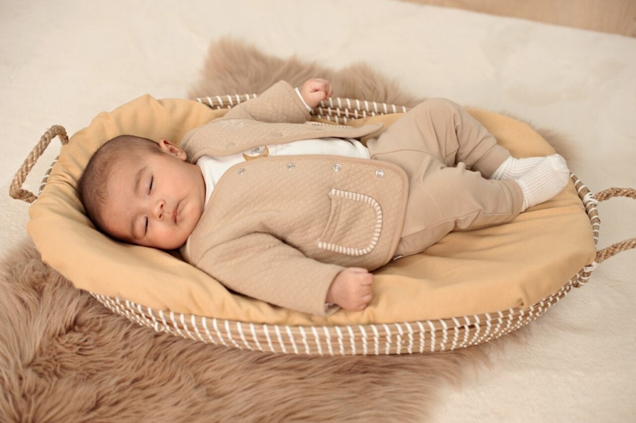Feetje Babykleding Longsleeve rib Over the Moon for You Offwhite melange Feetje Babykleding Longsleeve rib Over the Moon for You Offwhite melange