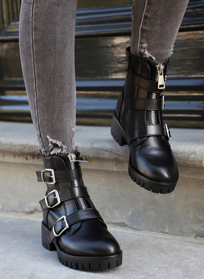 Biker boots