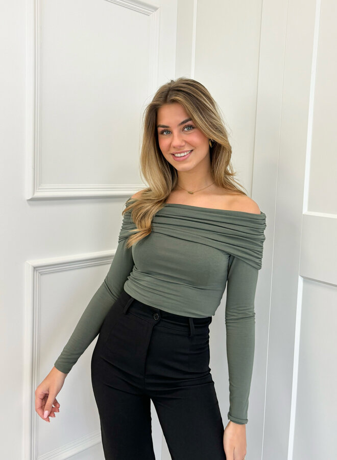 Off shoulder top Isa groen