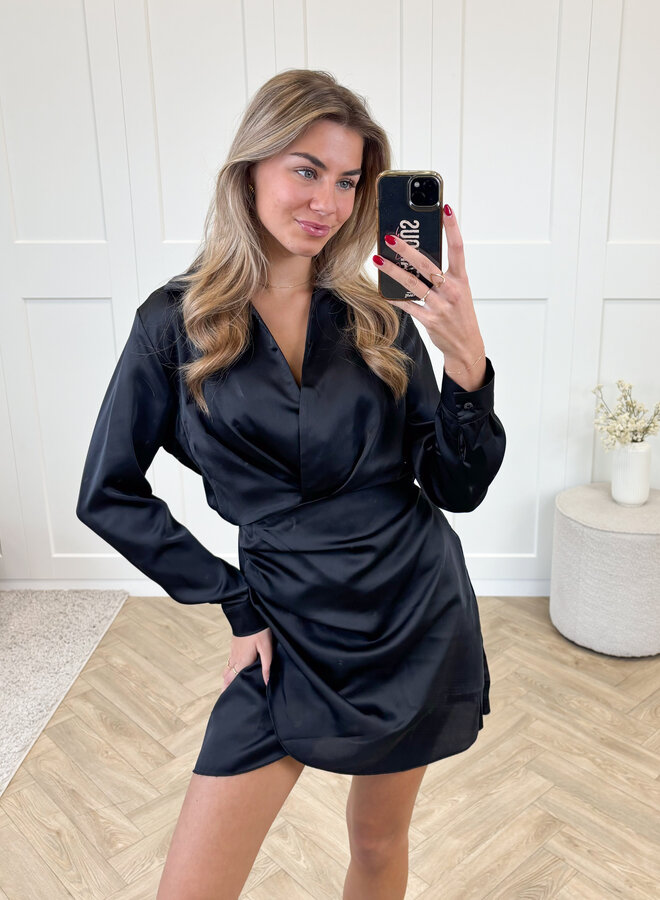 Satin dress Noa zwart