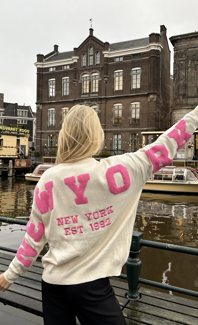 New York trui roze