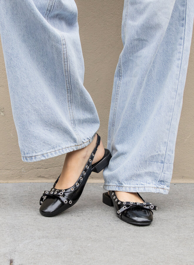 Ballerina slingback studs zwart