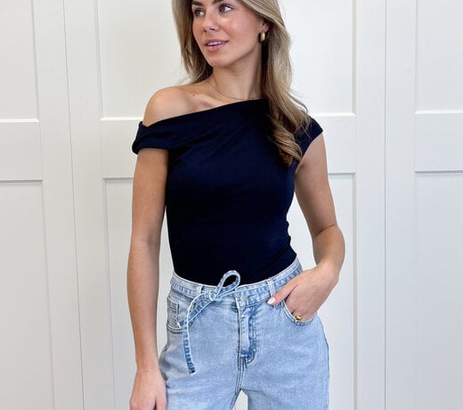 Basics, shirtjes en topjes kopen