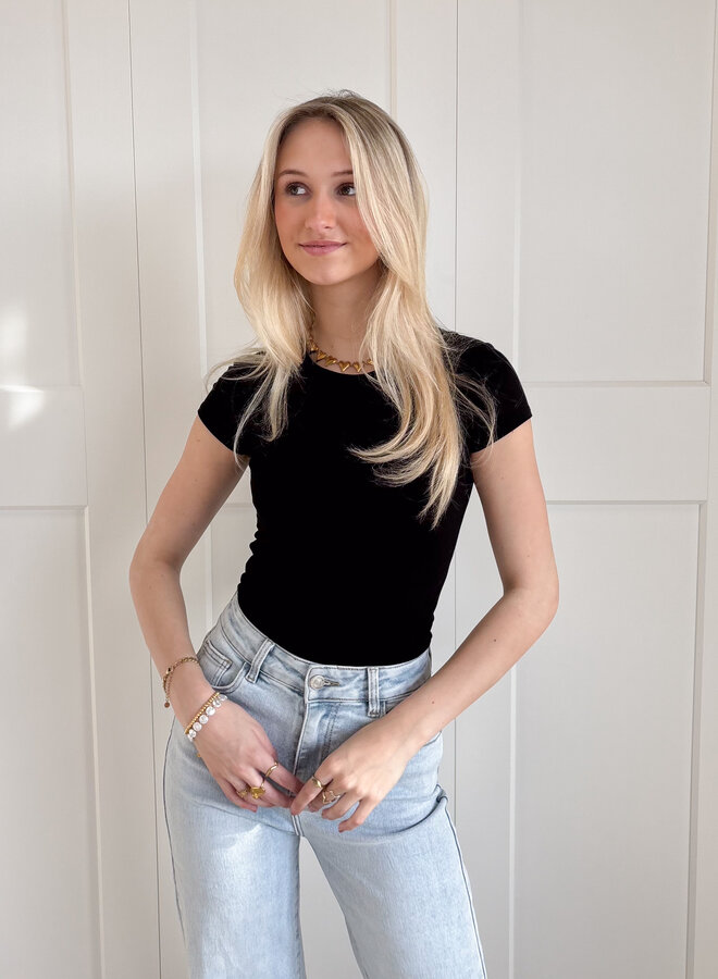 Basic top Iris zwart