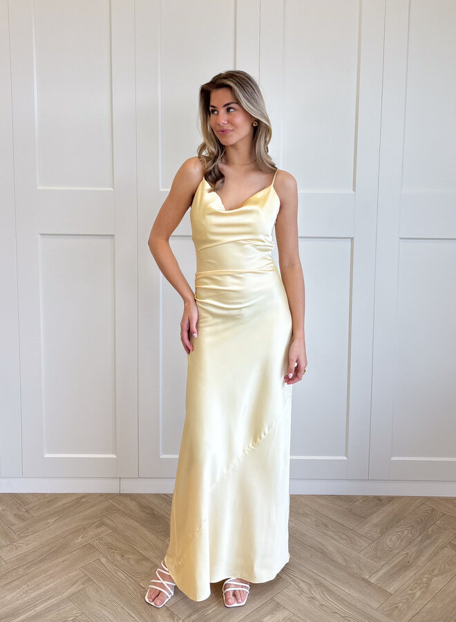 Satin dress Liva geel