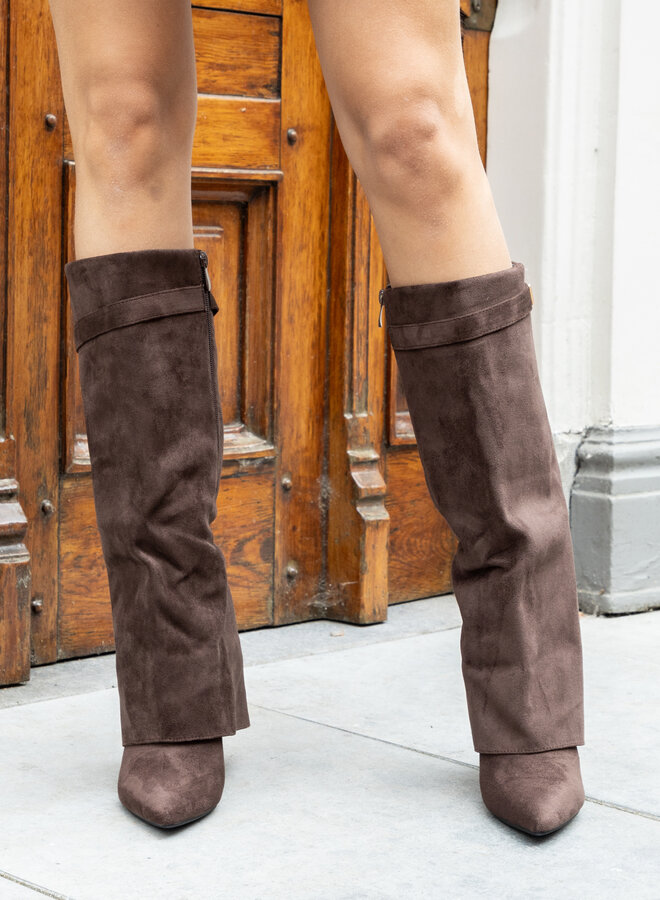 Laars Zara bruin