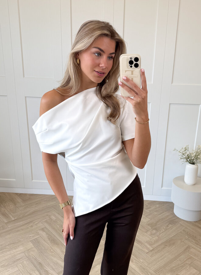 Top off shoulder Candice wit