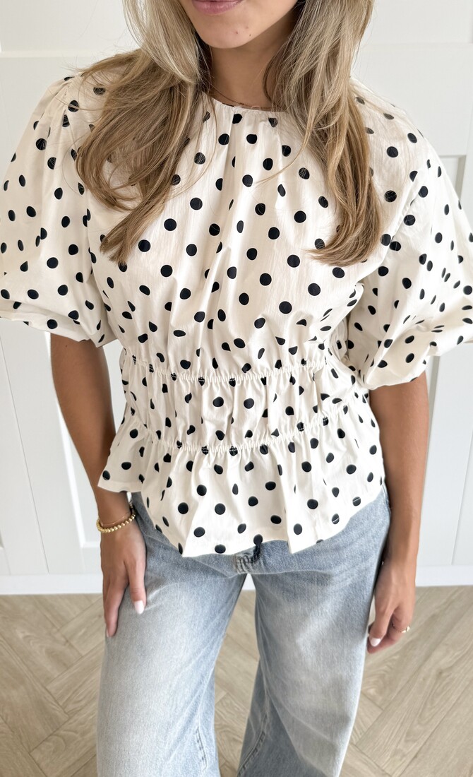 Top polkadots off white