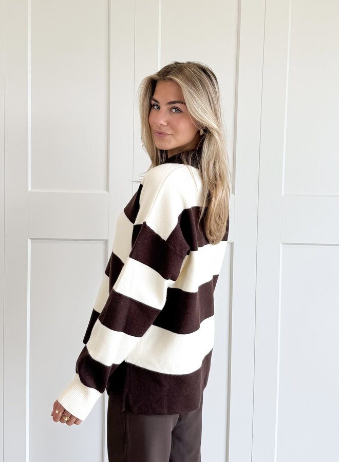 Oversized polo sweater bruin