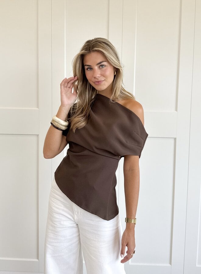 Top off shoulder Candice bruin