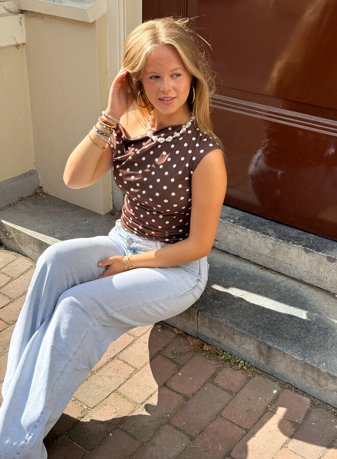 Top Valerie bruin