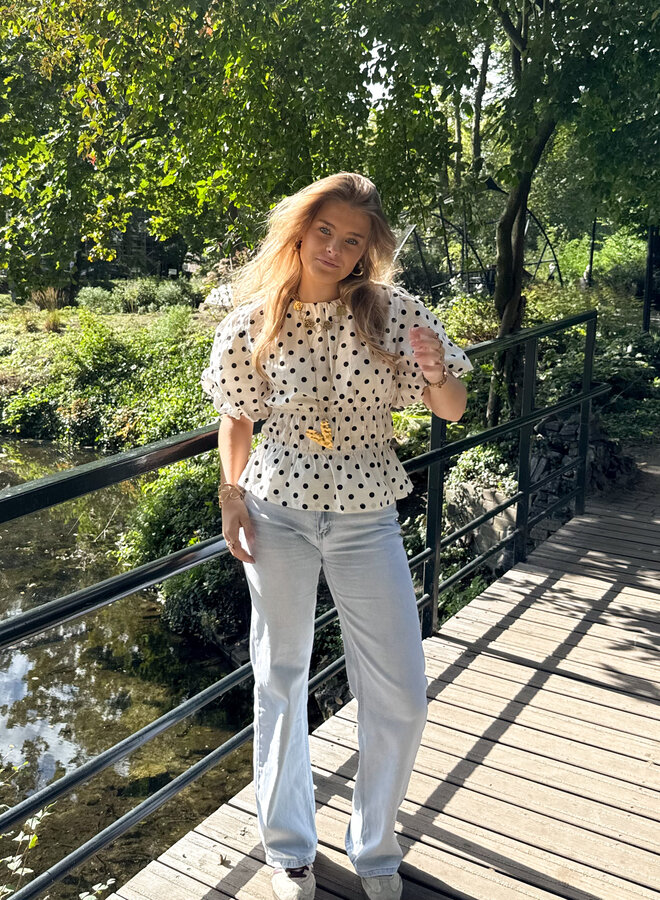 Top polkadots off white