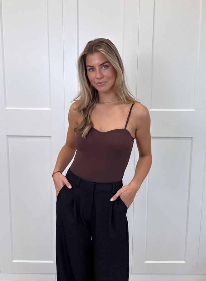 Body Noëlle bruin