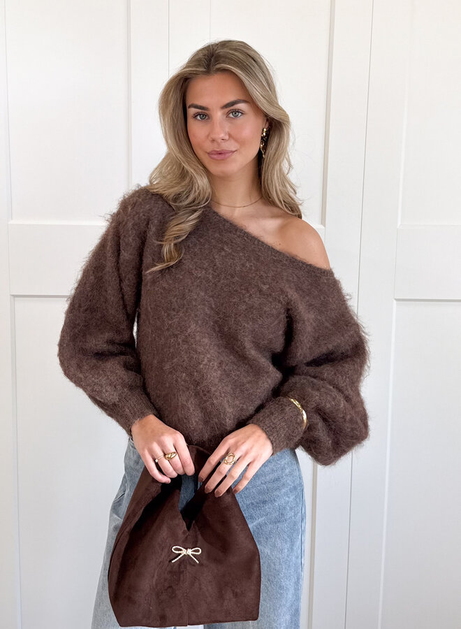Trui off shoulder Didi bruin
