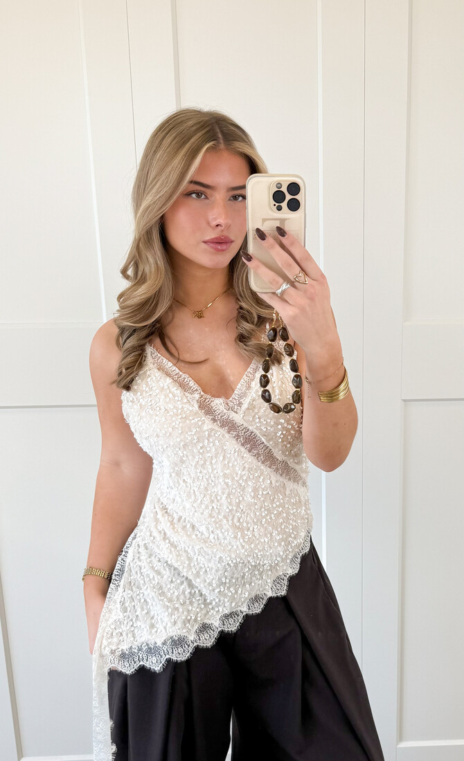 Lace velvet top off white