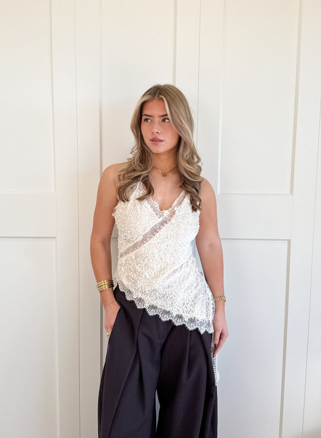 Lace velvet top off white