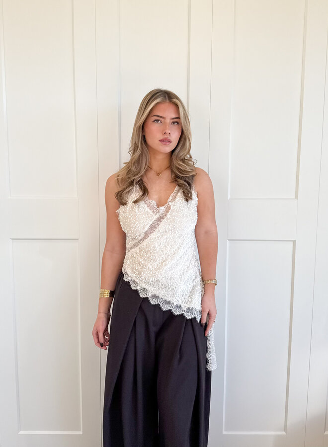 Lace velvet top off white