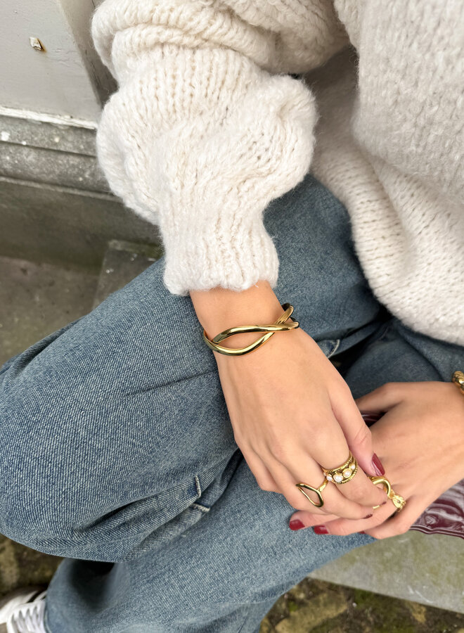 Golden twist armband