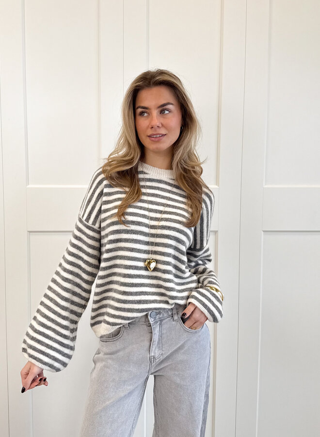 Strepen trui Fien grijs