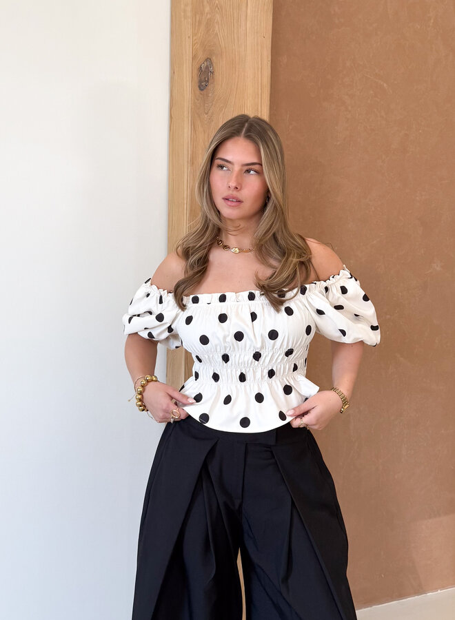 Abby polkadots top wit
