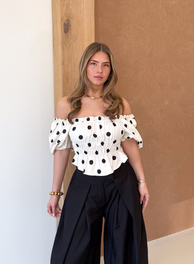 Abby polkadots top wit