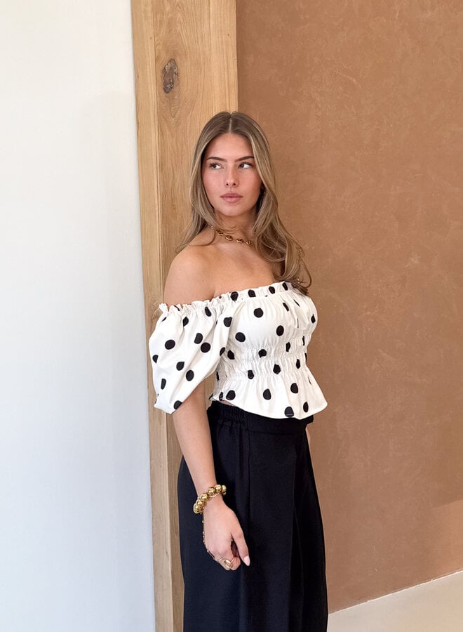 Abby polkadots top wit