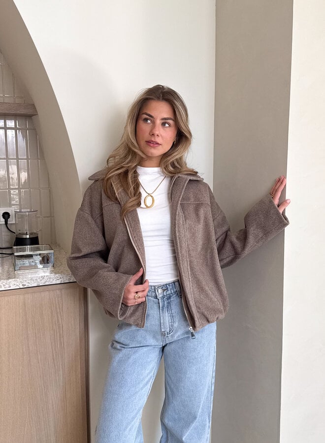 Madelief jas taupe