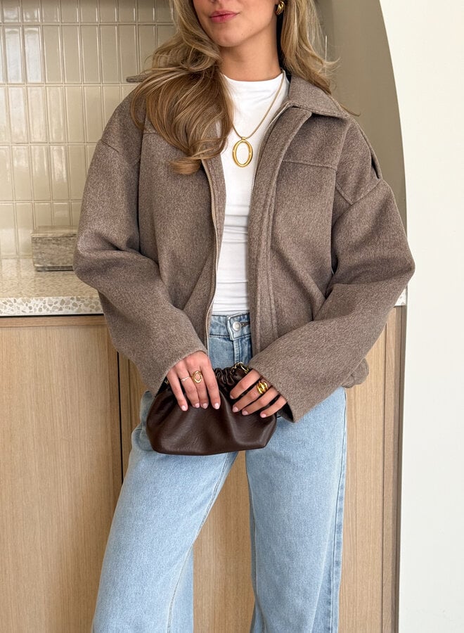 Madelief jas taupe