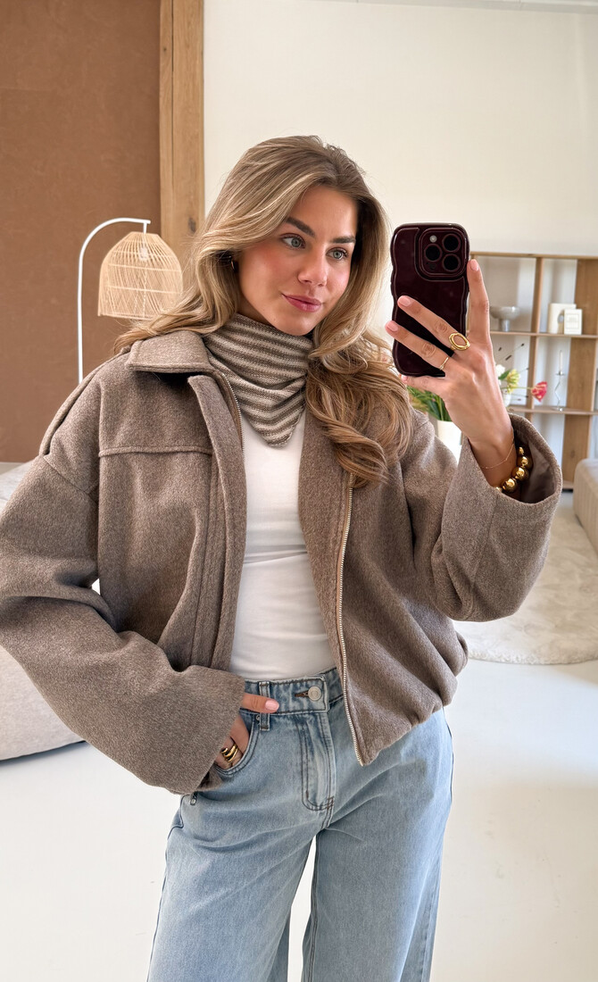 Madelief jas taupe