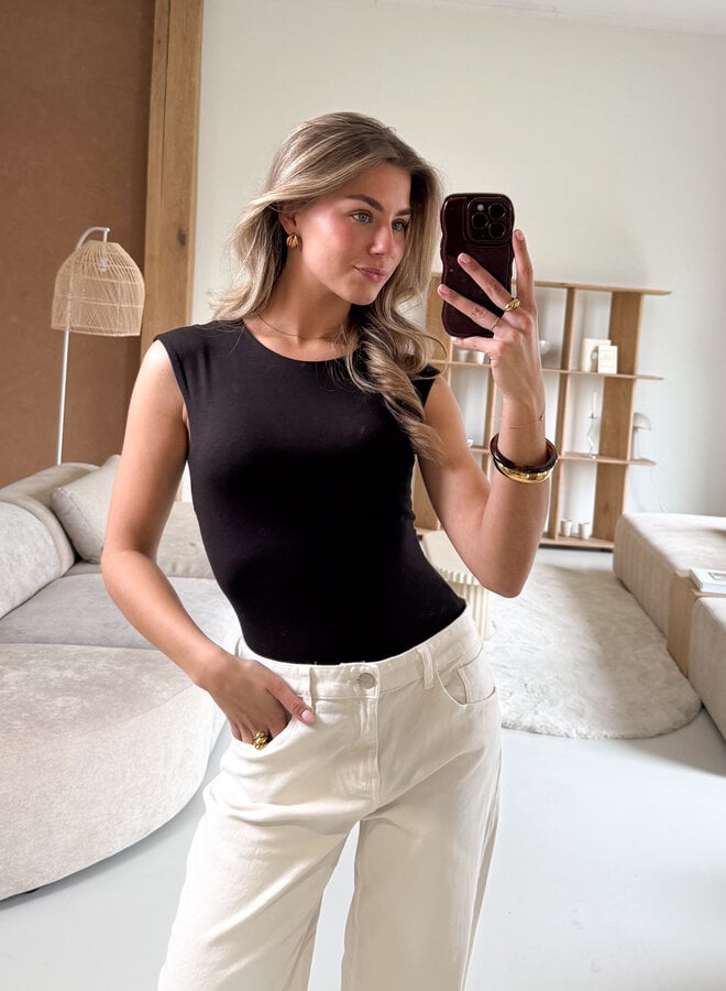 Basic body Dani bruin