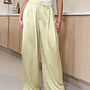 Pantalon satin Fem olive green