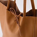 Mia - Classic Grain - Shoulder bags - Brown - T01 -