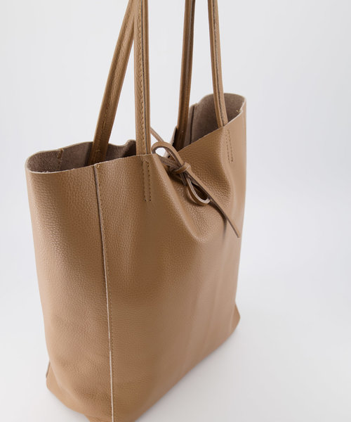 Mia - Classic Grain - Shoulder bags - Brown - D85 -