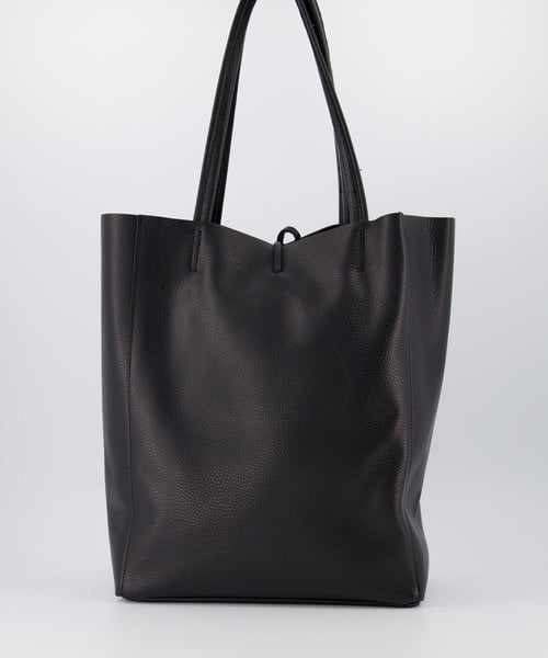 Mia - Classic Grain - Shoulder bags - Black - D28 -