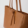 Nola - Classic Grain - Shoulder bags - Brown - Cognac T01 - Silver