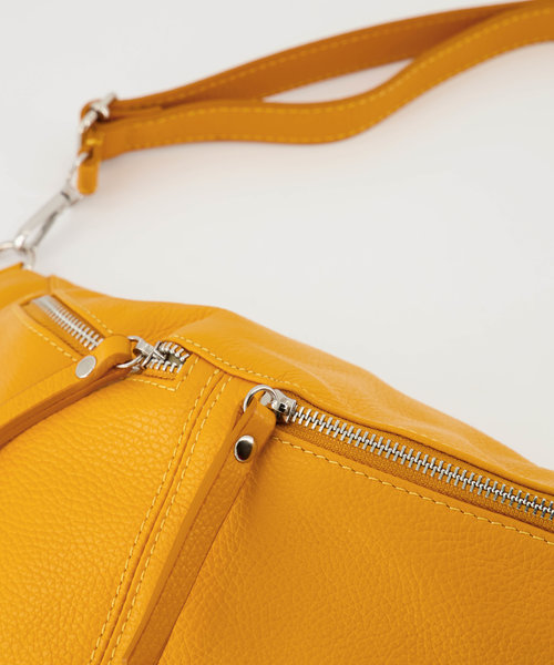 Kora - Classic Grain - Crossbody bags - Yellow - 1045 - Silver