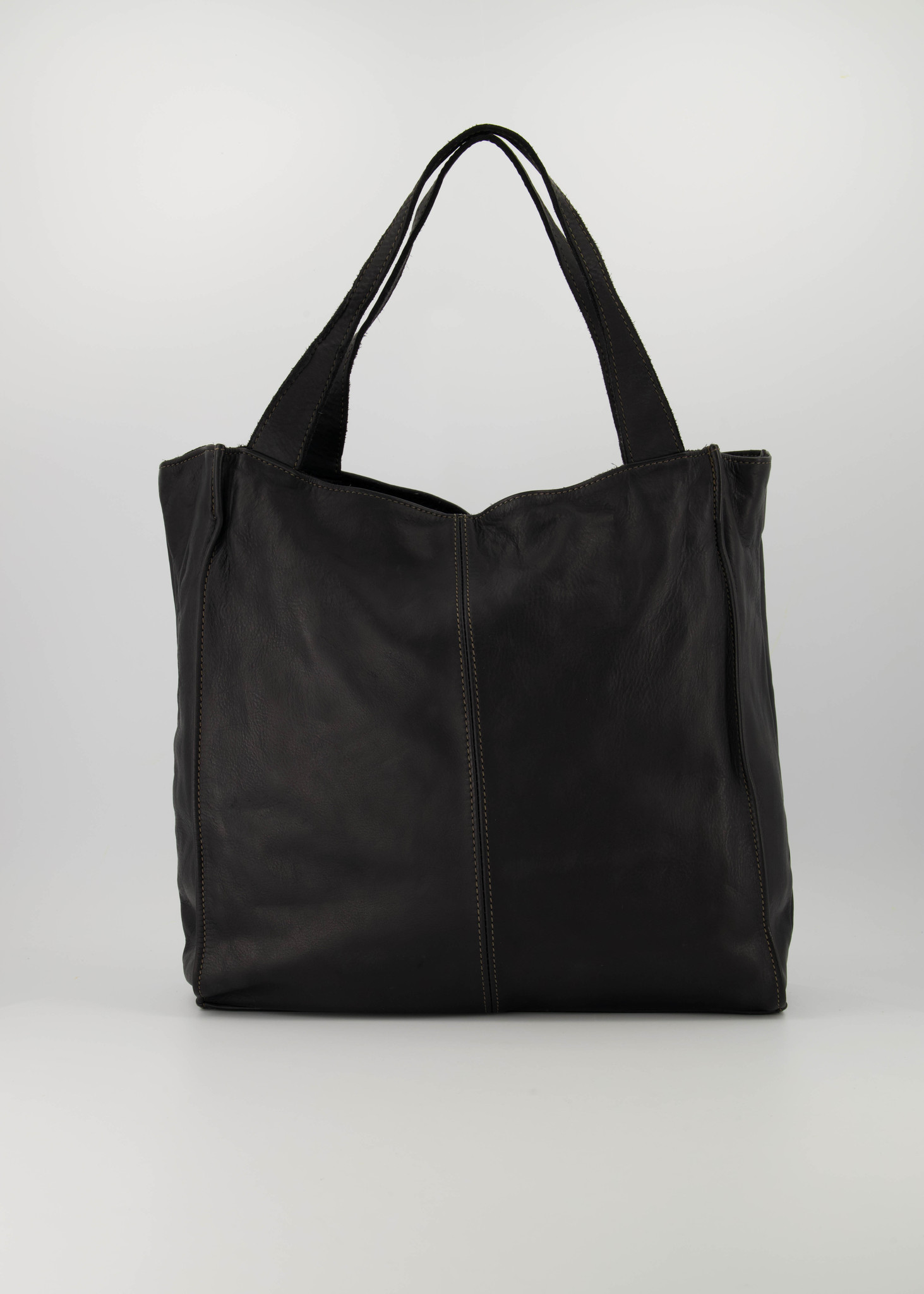 Hand bags | Ayla - Washed - Hand bags - Black - - Bronze | Teatro Fashion