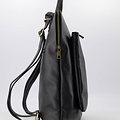 Harper - Classic Grain - Backpacks - Black - D28 - Gold