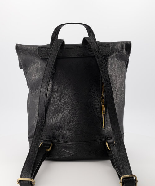 Roza - Classic Grain - Backpacks - Black - D28 - Bronze