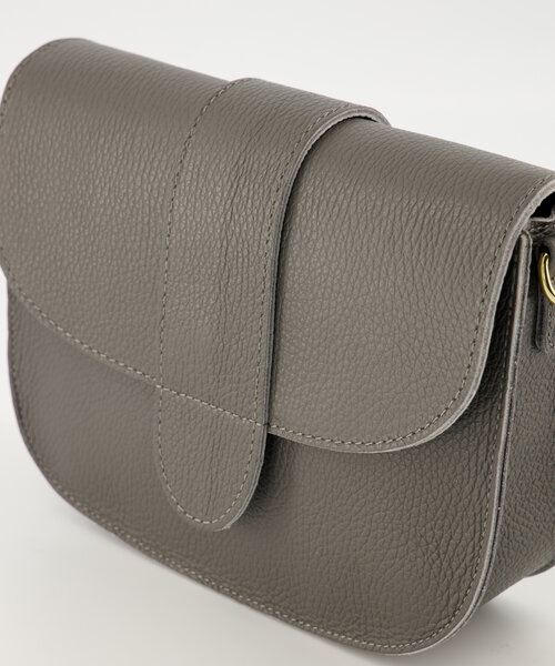 Maan - Classic Grain - Crossbody bags - Grey - Donkergrijs D27 - Gold