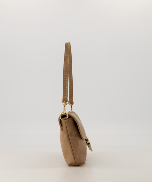 Hilary - Classic Grain - Clutch - Camel - D85 - Goudkleurig